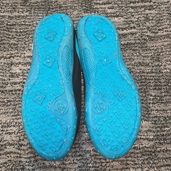 River Shoes - Picture 2 of 2